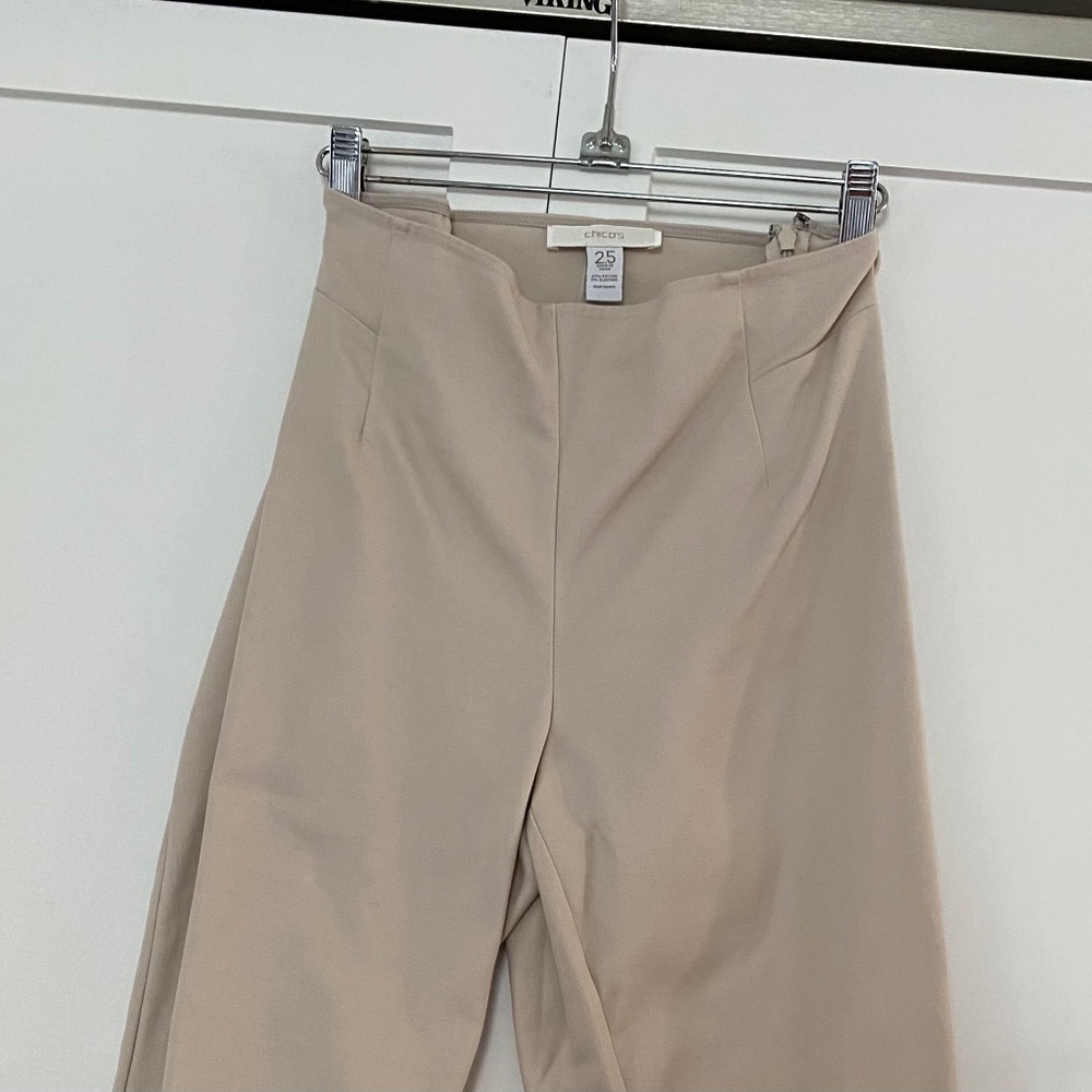 CHICO’S LIGHT KHAKI LIGHTWEIGHT CREAM PANTS 12/14 2.5 BEAUTIFUL NWOT
